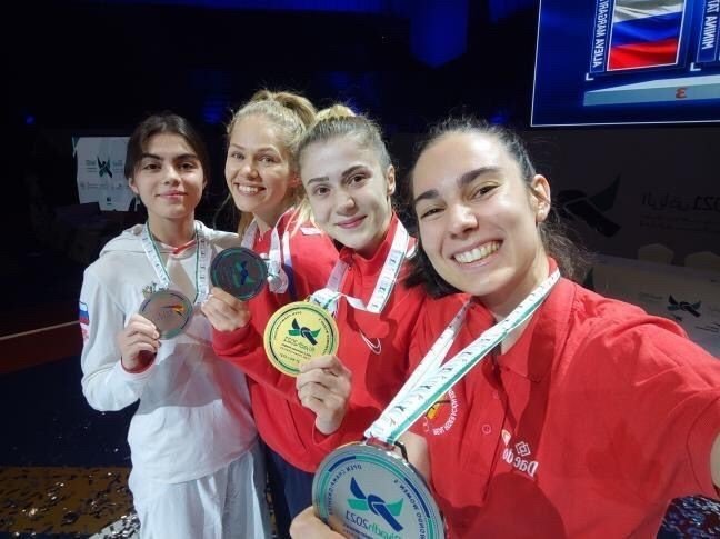 Équipe féminine au Championnat de Taekwondo en Turquie
