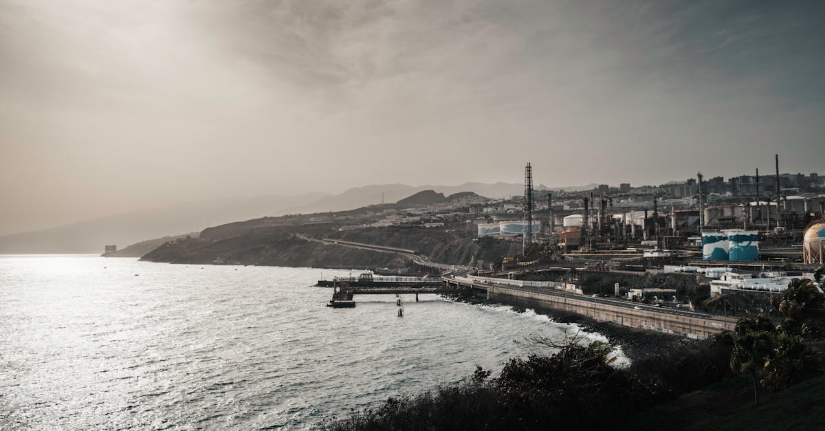 نتنياهو: مضيق هرمز نقطة اختناق يمكن تجاوزها