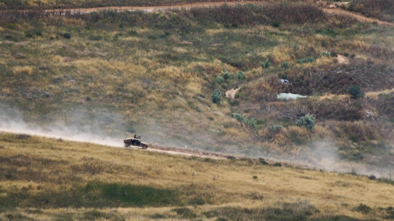 مقتل 8 أشخاص في لبنان وجندي إسرائيلي رغم دعوات الهدنة