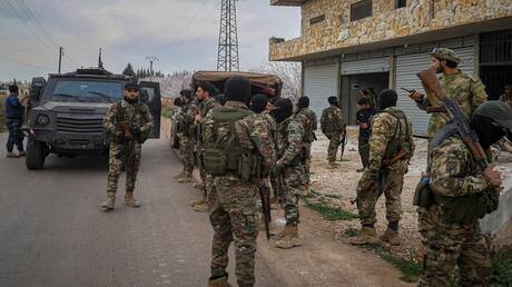 Syrische Armee entdeckt Schmuggelstollen zwischen Syrien und Libanon