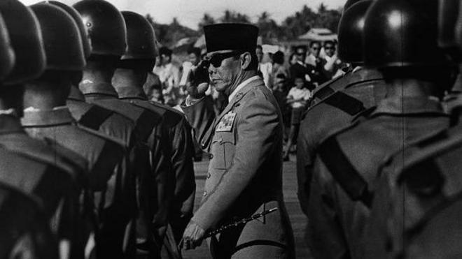 تحقيقات مستمرة في قضايا فساد وزير الأديان الإندونيسي السابق