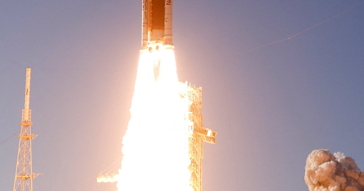 Lancement de la mission Artemis 2 pour explorer la Lune