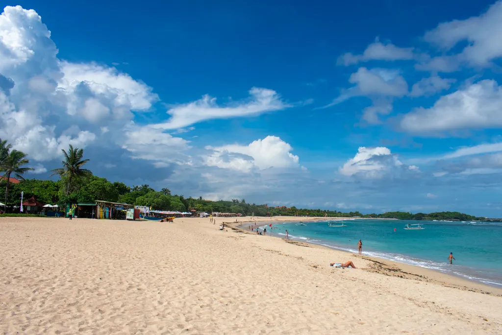 Renforcer la sécurité maritime à Nusa Dua pour le tourisme