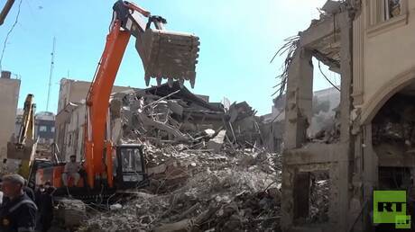 تدمير كنيس يهودي في طهران: ردود فعل رئيس البرلمان الإيراني