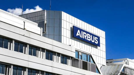 تراجع أرباح إيرباص التشغيلية وتأثيره على صناعة الطيران