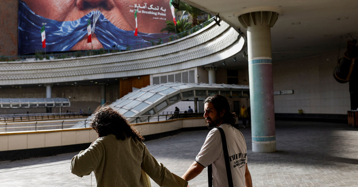 ترامب يواجه ضغوطاً لإنهاء الصراع مع إيران