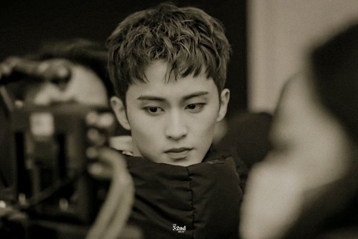 مارك يغادر NCT بعد 10 سنوات