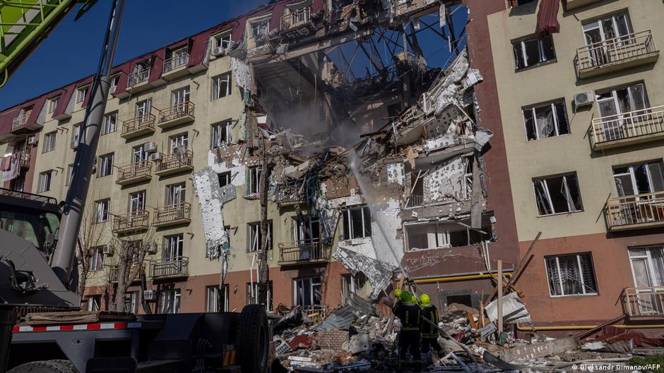 هجمات روسية على أوديسا: مقتل 3 أشخاص وتأثيرات على النفط