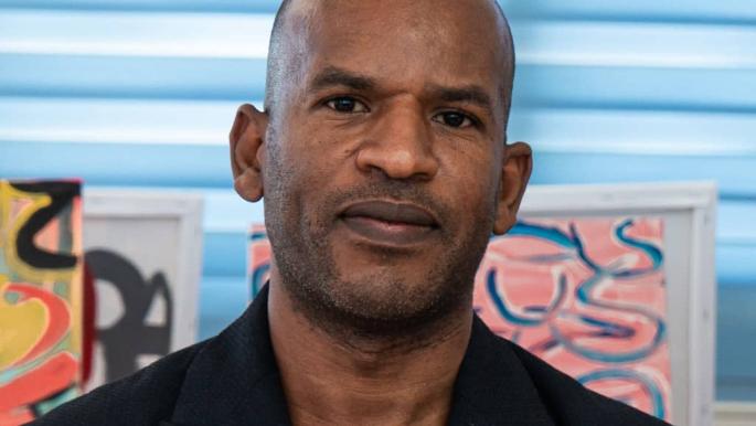 معرض "خيوط الحكاية" في طرابلس لقضايا المرأة