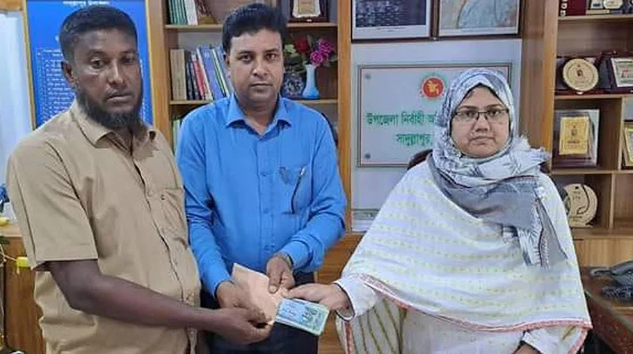 عواصف موسمية تودي بحياة 14 شخصاً في بنغلاديش