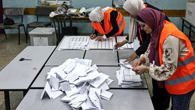 انتخابات بلدية في الضفة الغربية: فتح تهيمن وحماس تقاطع