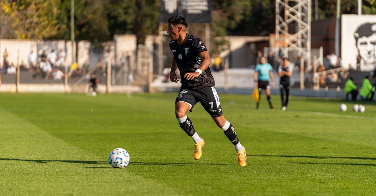 Saudi Al-Fateh Plans to Renew Saadan's Contract