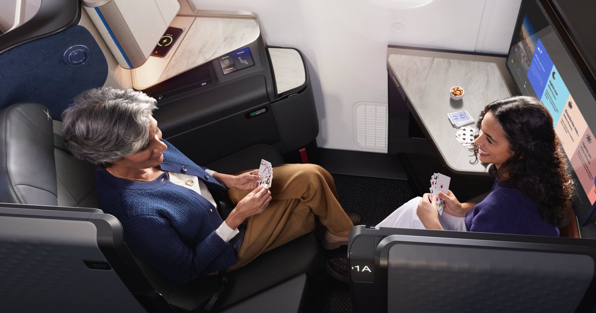 تعاون يونايتد إيرلاينز وأمريكان إيرلاينز وتأثيره على المسافرين