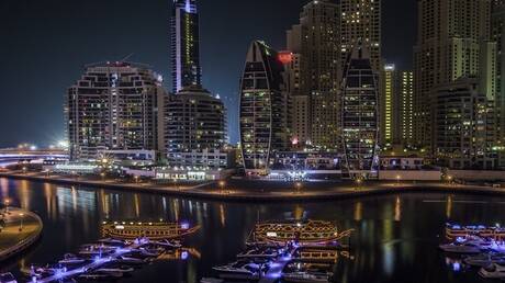 Brand in Dubai: Vier Verletzte durch Raketen-Trümmer