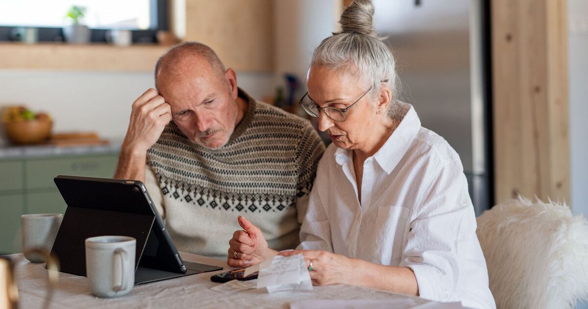 أصحاب المعاشات يطالبون بزيادة عاجلة من الحكومة