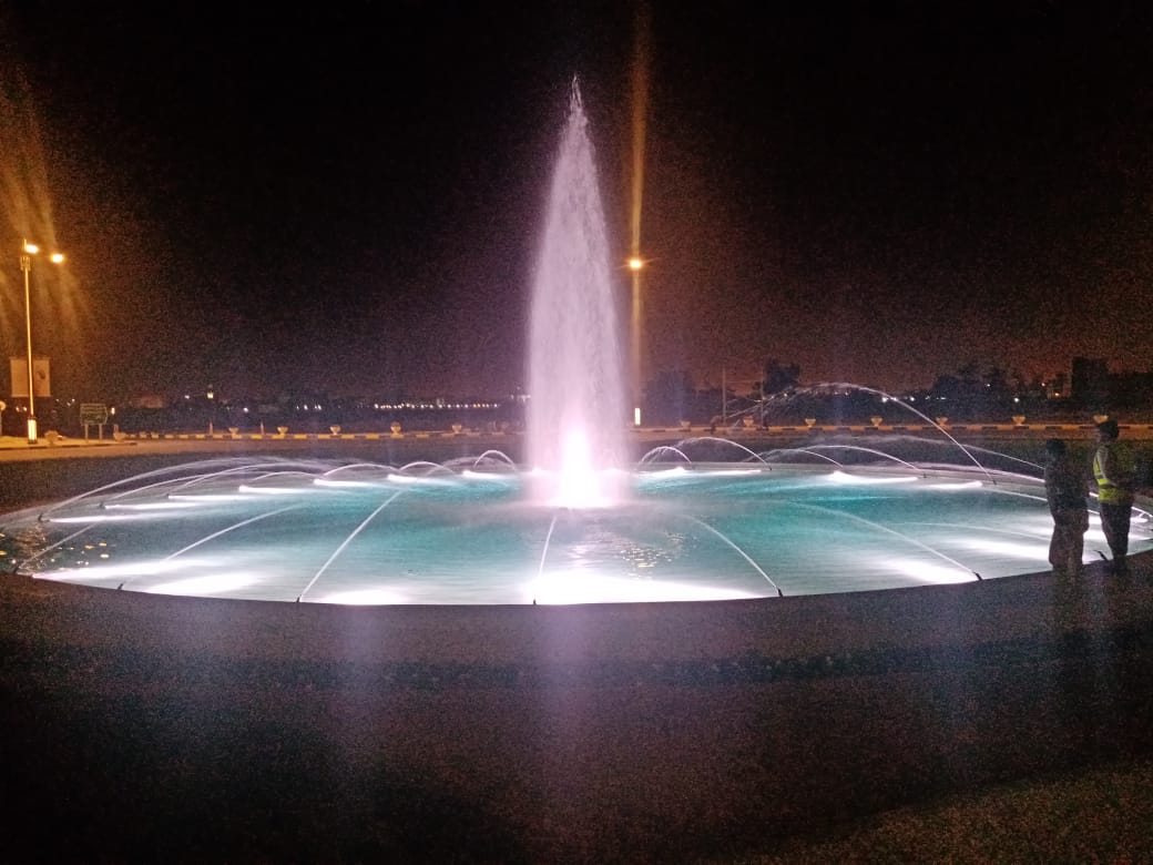 دوار مياه الورد العطرية في كلباء بالشارقة