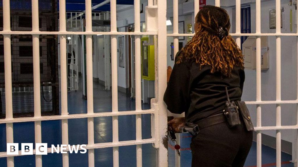 Early Prison Release for Money: New Scandal Unveiled