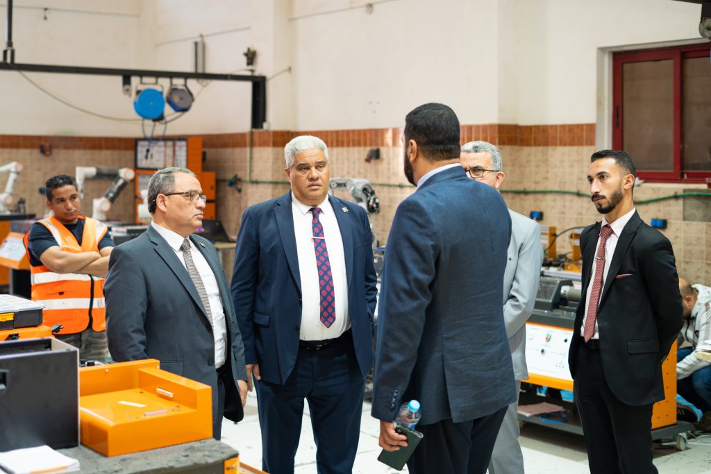 جامعة برج العرب التكنولوجية تعلن عن قرارات هامة لتطوير التعليم