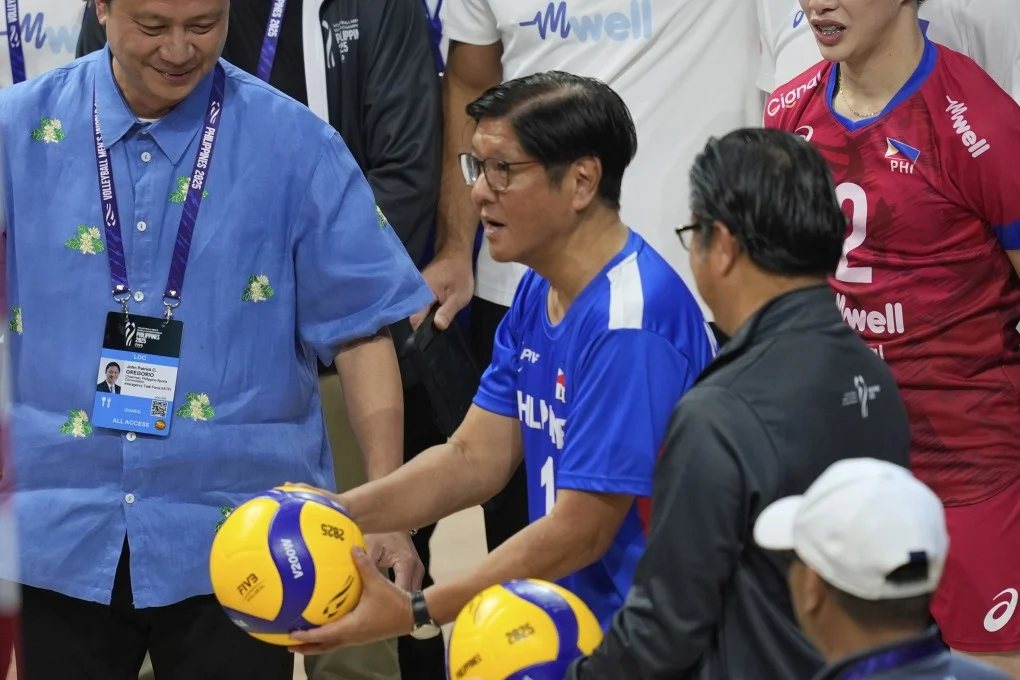 محكمة الفلبين تأمر ماركوس بالكشف عن حالته الصحية