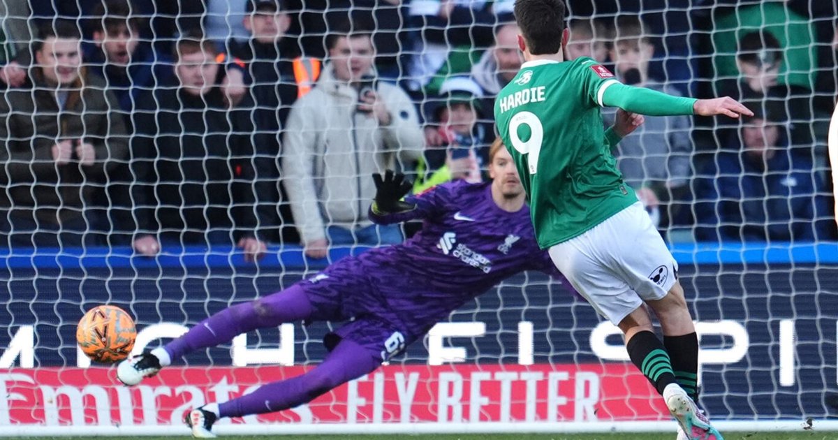 Critique d'Arne Slot sur Liverpool après la défaite