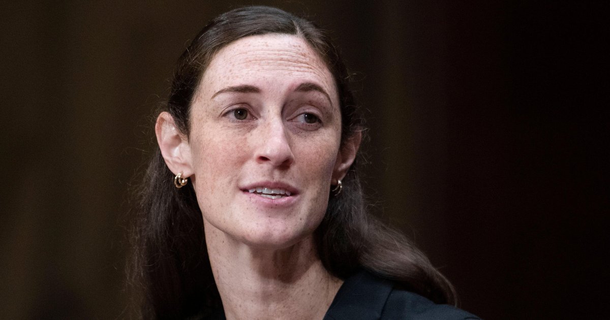 جواز السفر الأمريكي يحمل صورة ترامب لأول مرة