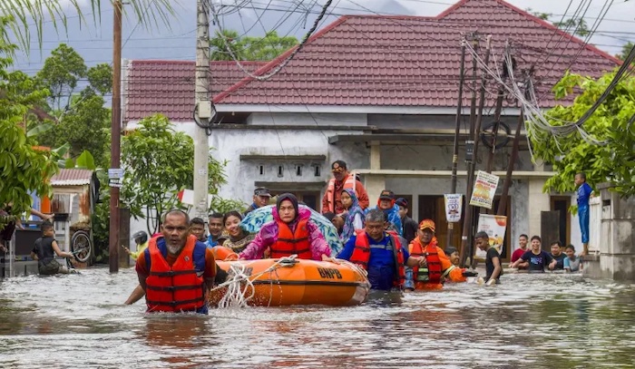 إندونيسيا تستهدف إعادة إعمار سومطرة خلال ثلاث سنوات