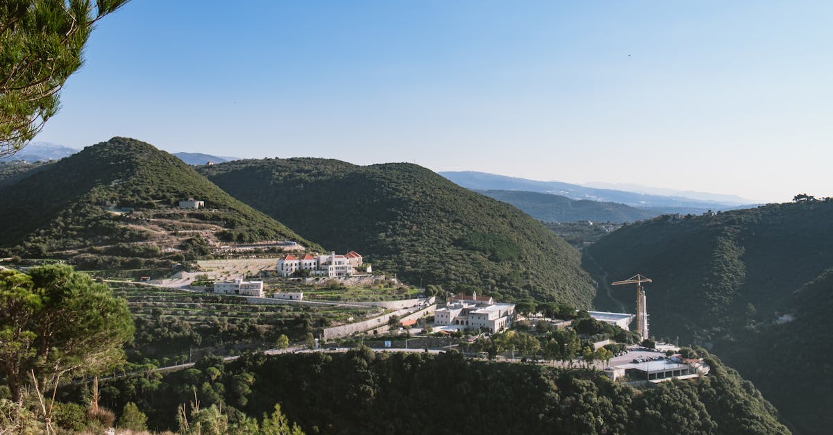 تضارب المعلومات حول وقف إطلاق النار في لبنان