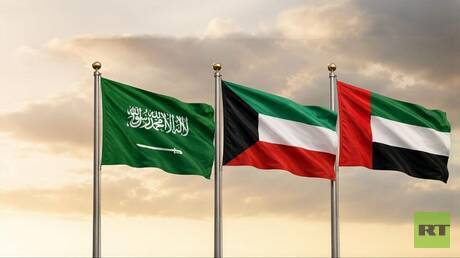 الكويت تتفاوض لتصدير نفطها عبر أنابيب السعودية والإمارات