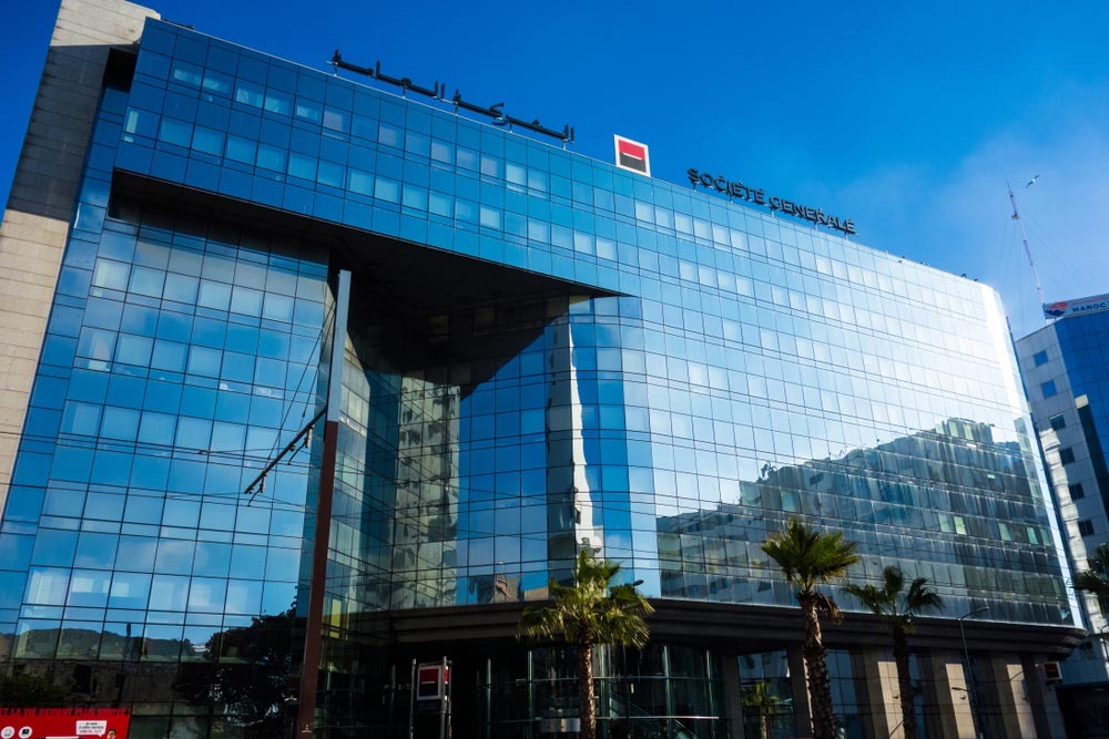 سوسيتيه جنرال يتيح العمل عن بُعد للمتداولين