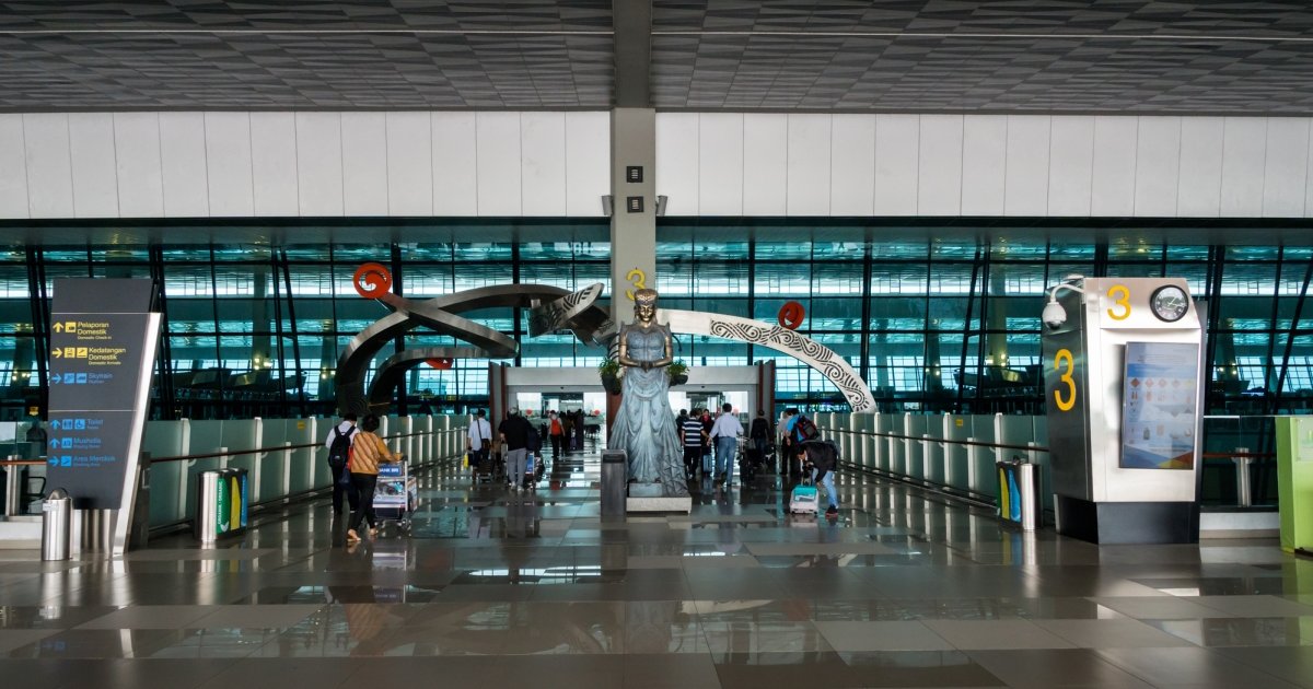 دعوة لتأجيل الهجرة إلى جاكرتا دون عمل