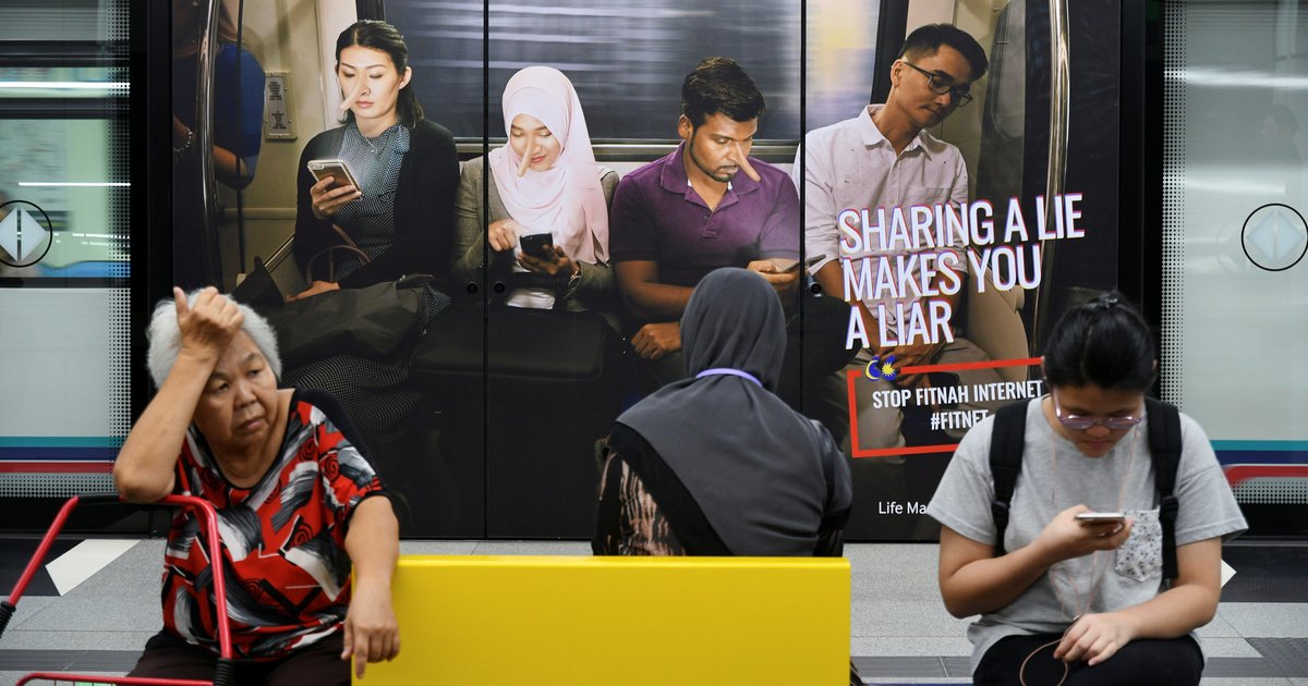 Malaysian PM warns against fuel price rumors