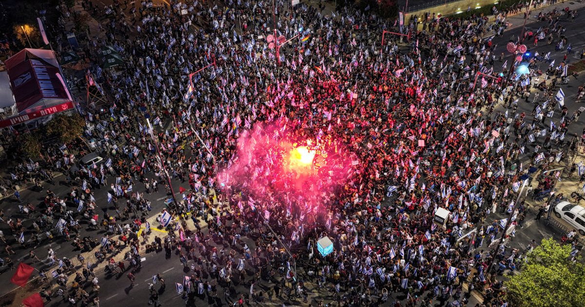 الشرطة الإسرائيلية تفرق احتجاجات بالقوة