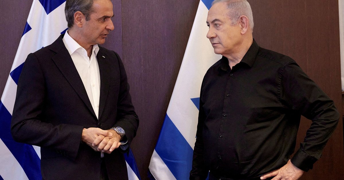 إسرائيل توقع اتفاقية مدفعية مع اليونان