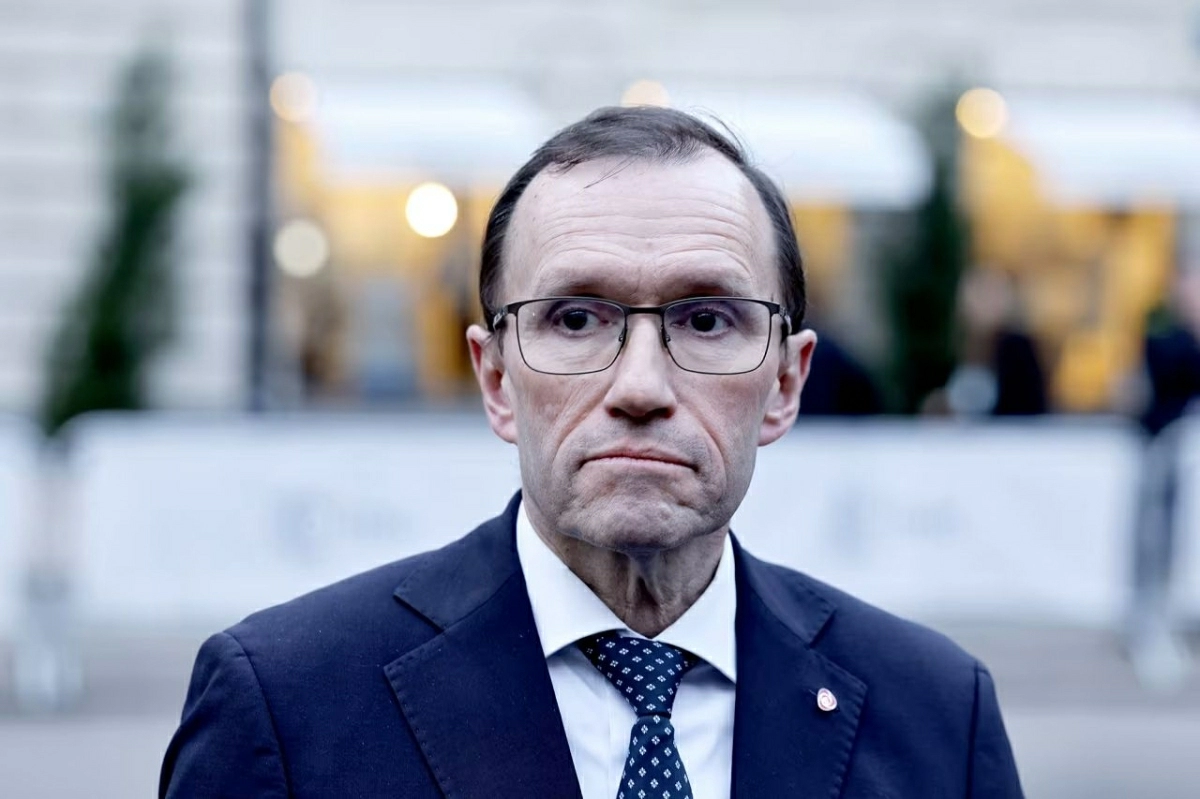 الدبلوماسية بدلاً من الخيار العسكري ضد إيران