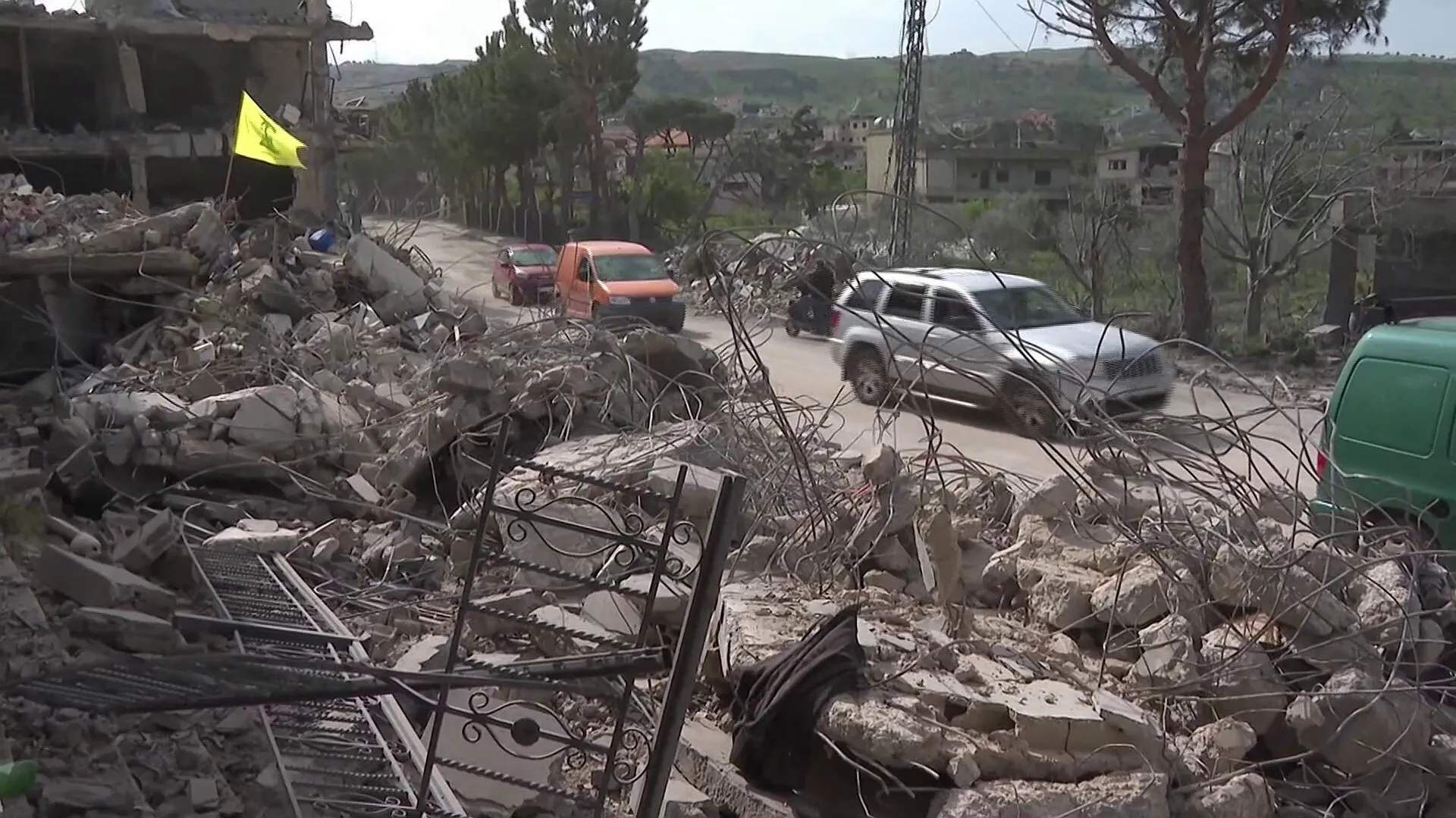 انقسام سياسي في لبنان حول المفاوضات مع إسرائيل