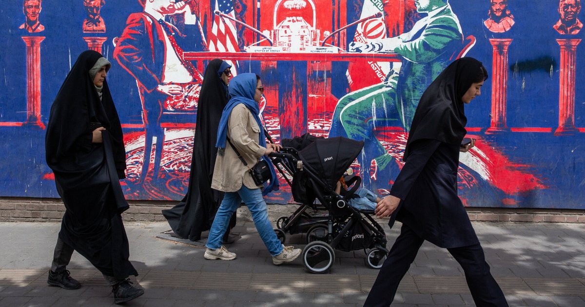 ضغوط عسكرية أمريكية محتملة ضد إيران