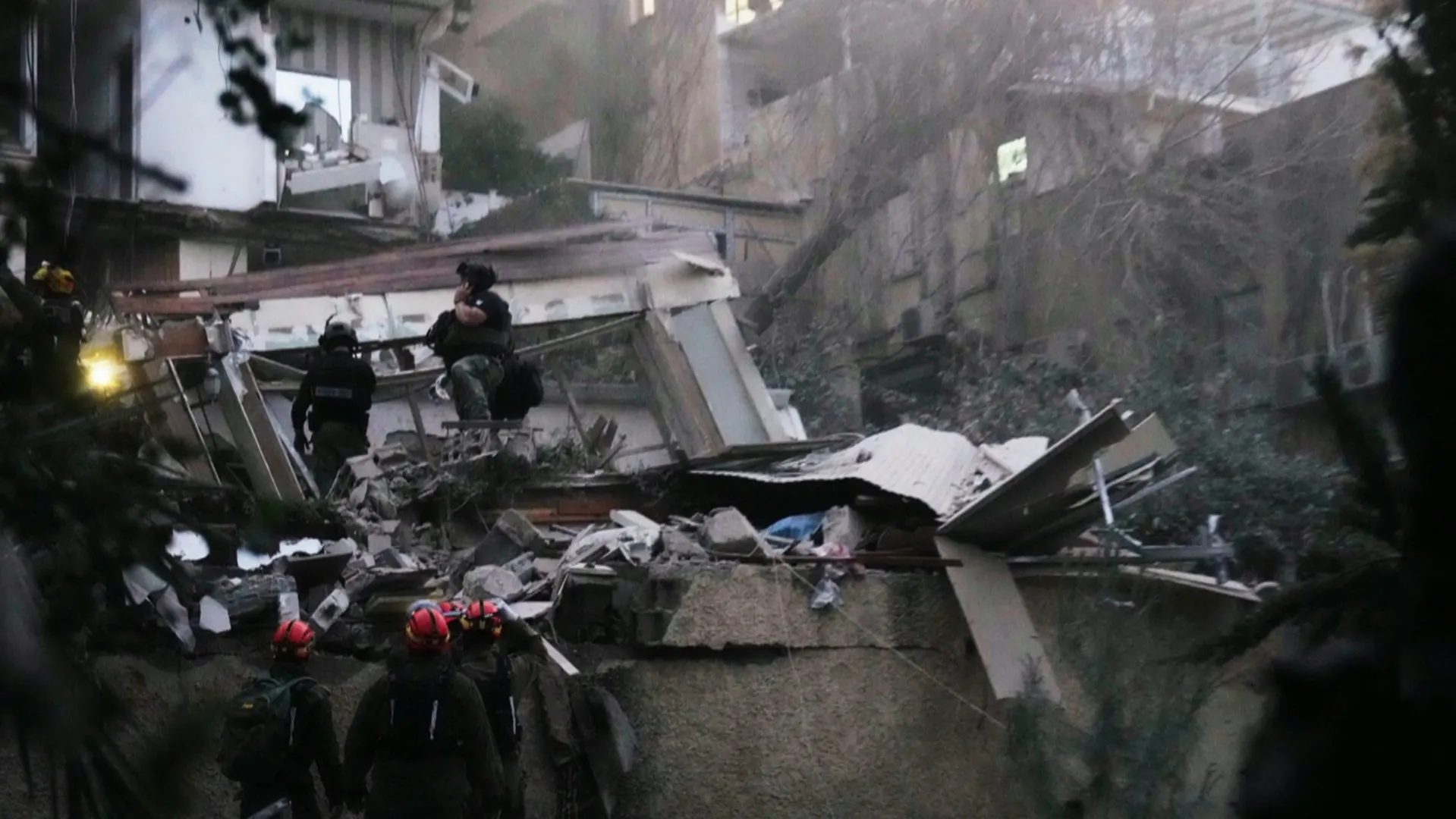 صواريخ إيرانية تتجاوز القبة الحديدية الإسرائيلية