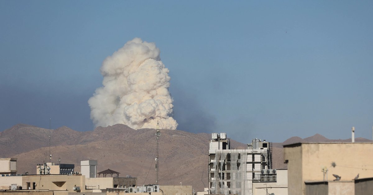Aumento de precios del aluminio tras ataques en el Golfo
