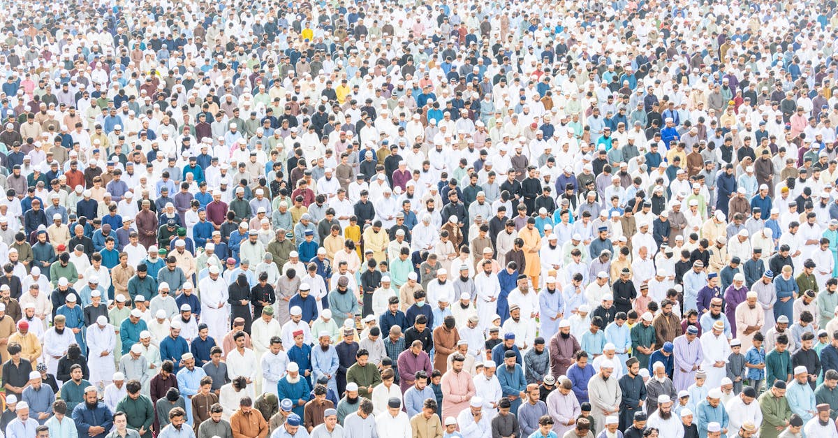 الإمام الأكبر يؤدي صلاة العيد في الأزهر الشريف