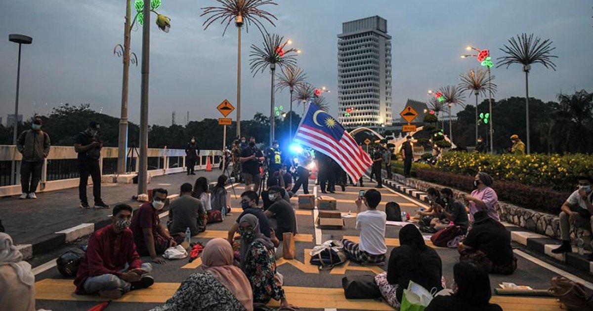 Crisis política en Negeri Sembilan tras retiro de apoyo