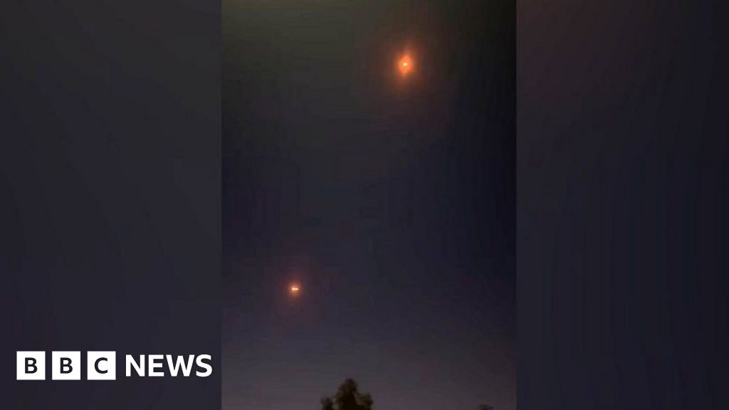 تحليق مقاتلات إيرانية فوق أصفهان وسط التوترات