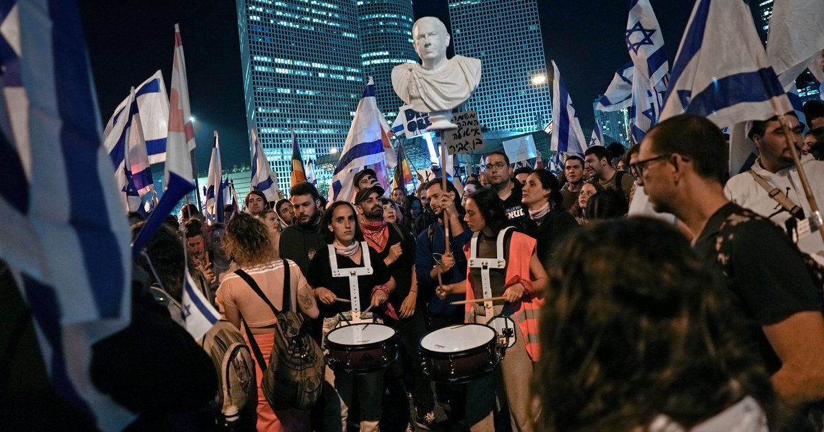 Survey Highlights Gap in War Support and Trust in Netanyahu