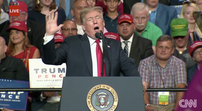 ترامب يبرز إنجازاته في خطاب مثير للجدل