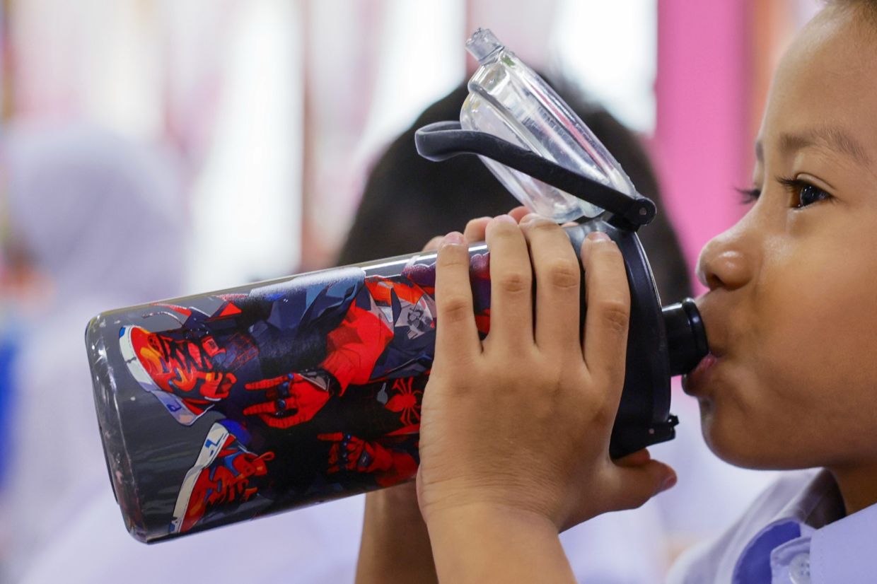 Ensure Drinking Water for Students in Terengganu