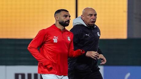 نصيحة حسام حسن لمحمد صلاح بشأن مستقبله الكروي