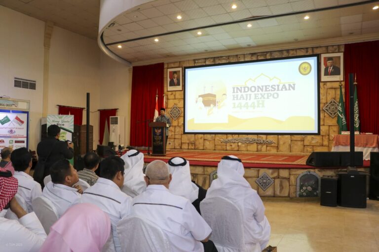 دعم مالي للحجاج من مدينة جايابورا