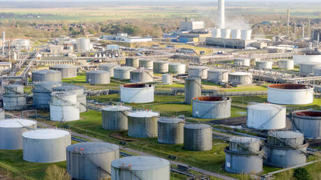 ارتفاع أسعار النفط مع تصعيد الموقف الأمريكي تجاه إيران