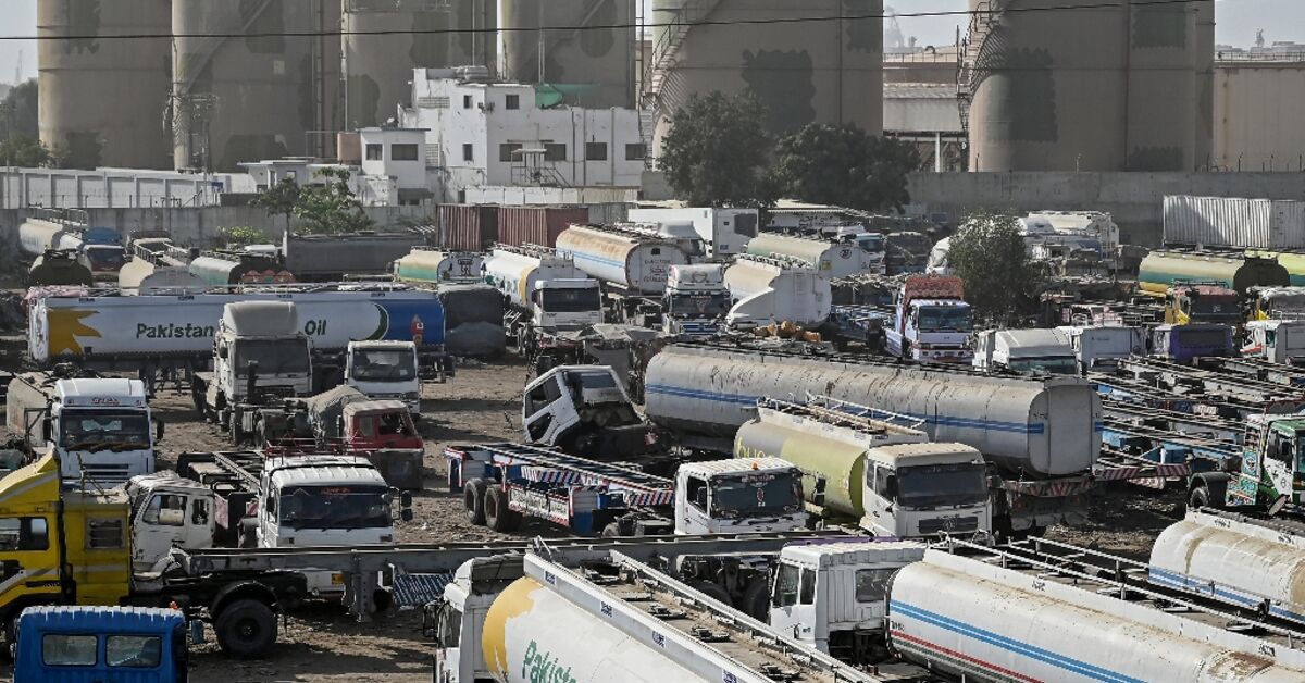 Massive U.S. Defense Budget and Its Impact on the Middle East