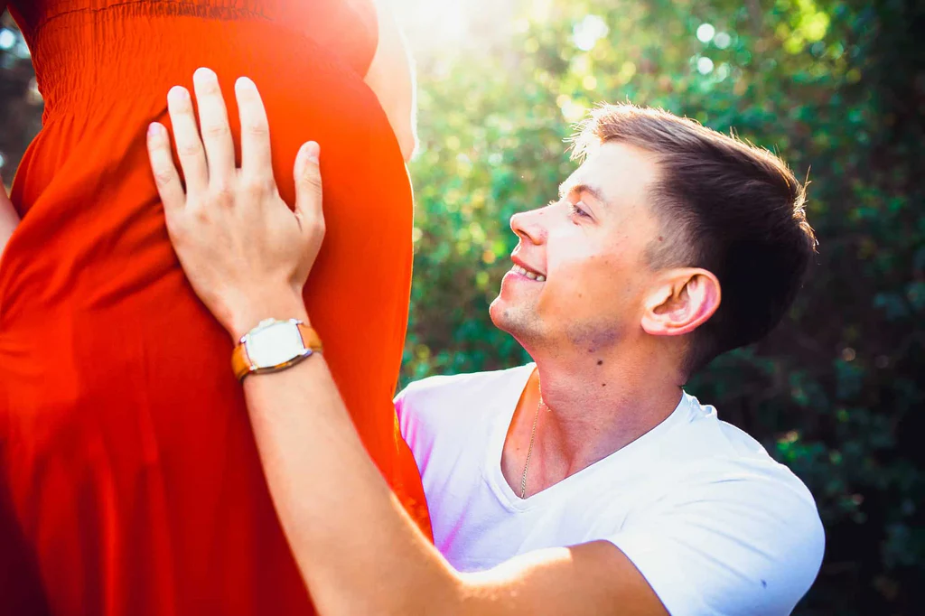 Couvade Syndrome: Emotional Pregnancy Symptoms in Men
