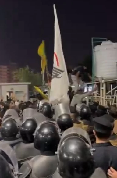 اقتحام القنصلية الكويتية في البصرة يثير توتراً دبلوماسياً